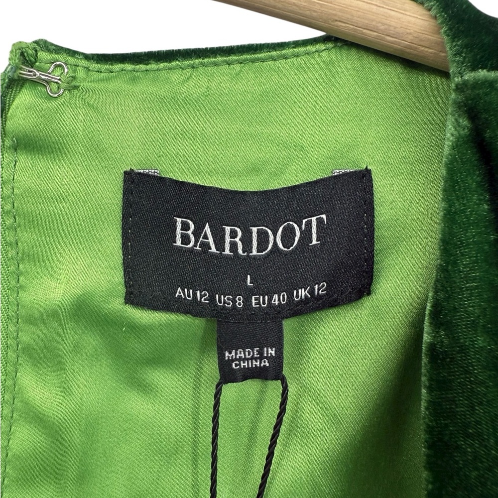 Bardot X Revolve Keala Velour Mini Dress Green Velvet Wrap Long Sleeve Size8 NWT - Picture 7 of 15